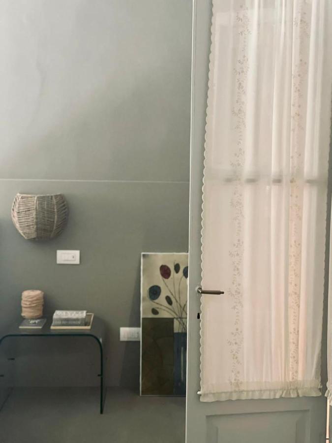 Torre Dell'Angelo B&B Desenzano del Garda Eksteriør billede