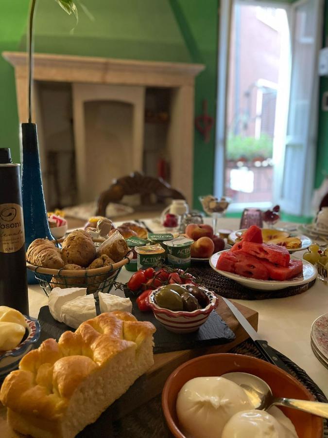 Torre Dell'Angelo B&B Desenzano del Garda Eksteriør billede